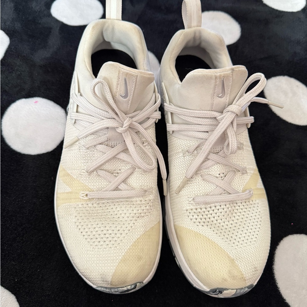 Nike Metcon Women's Off-White Athletic Shoes